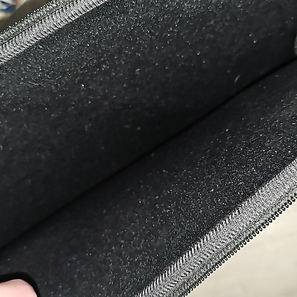 Chromebook/ Tablet Case with sticker - Picture 2 of 5